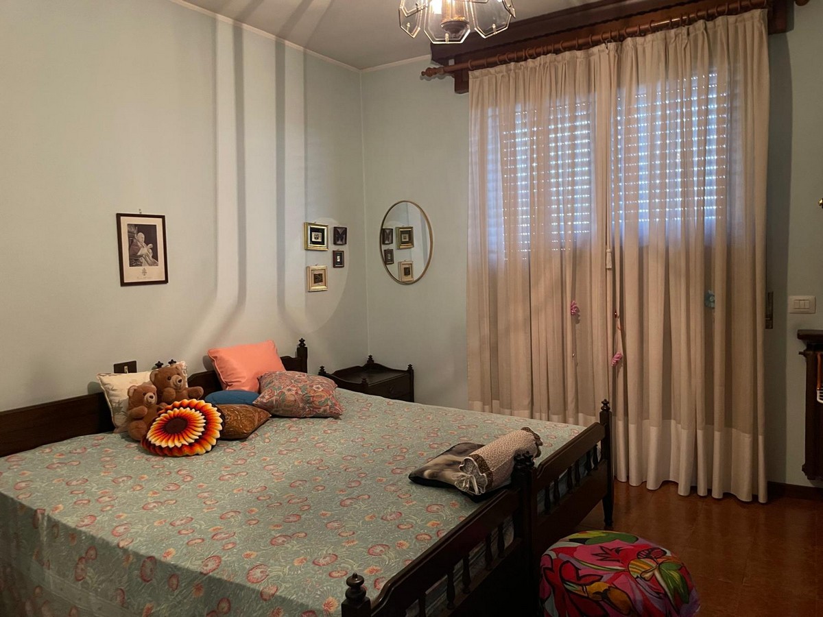 WhatsApp Image 2025-10-22 at 12.18.36 (5)