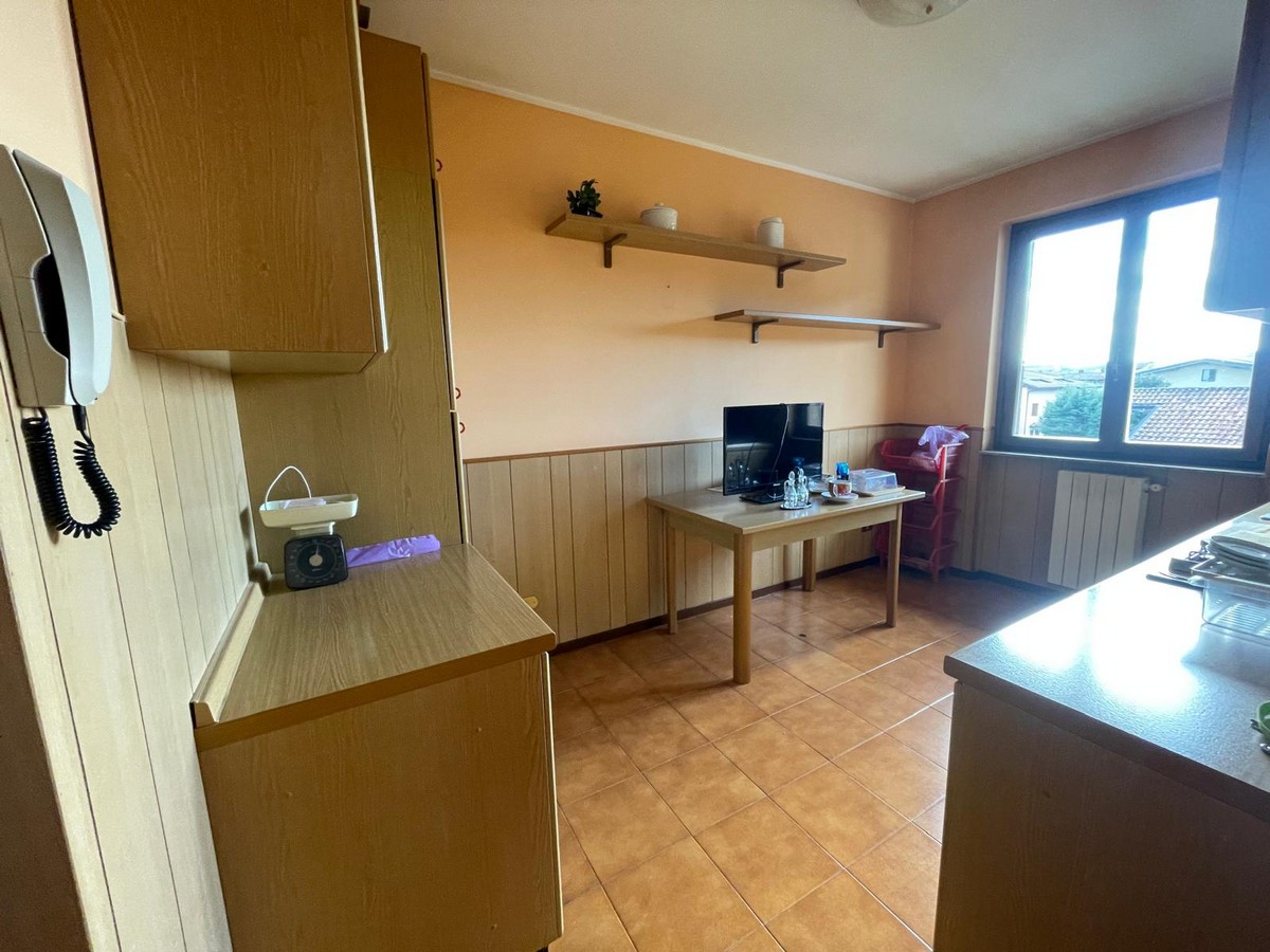 WhatsApp Image 2025-10-27 at 12.42.33 (1)