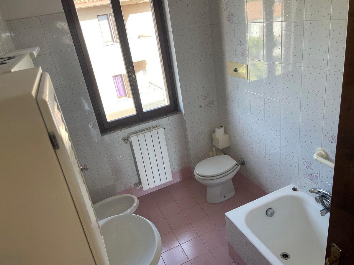 WhatsApp Image 2025-10-27 at 12.42.35 (2)