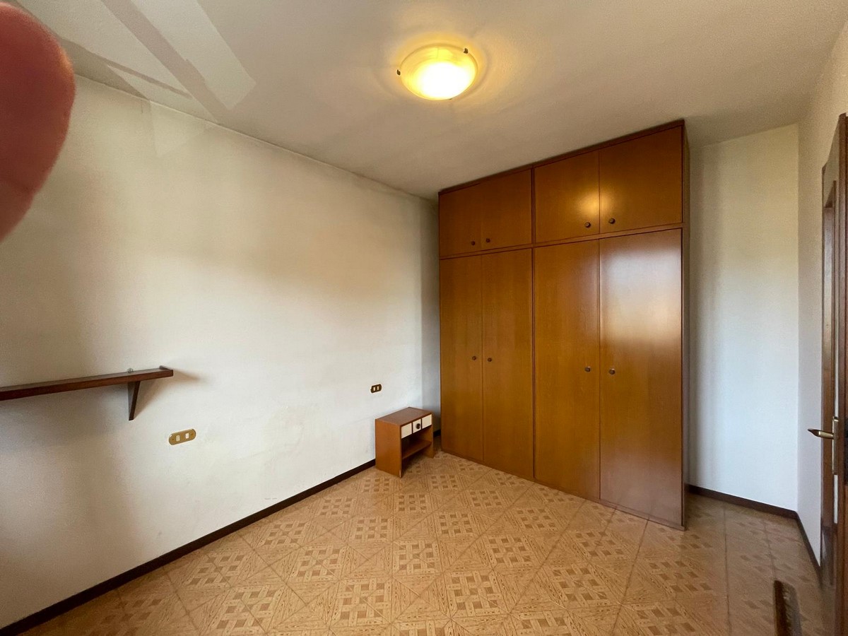 WhatsApp Image 2025-10-27 at 12.42.36